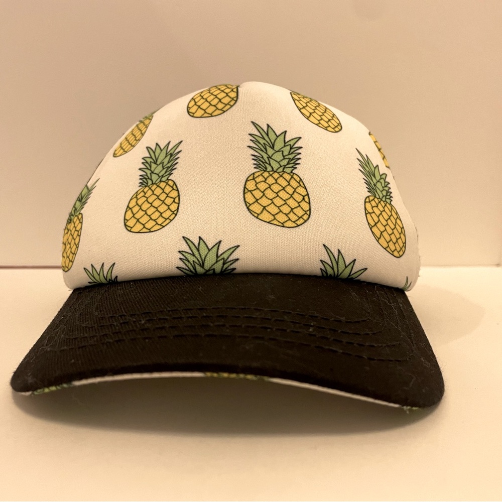 Kahaki pineapple, baseball style kid’s hat.